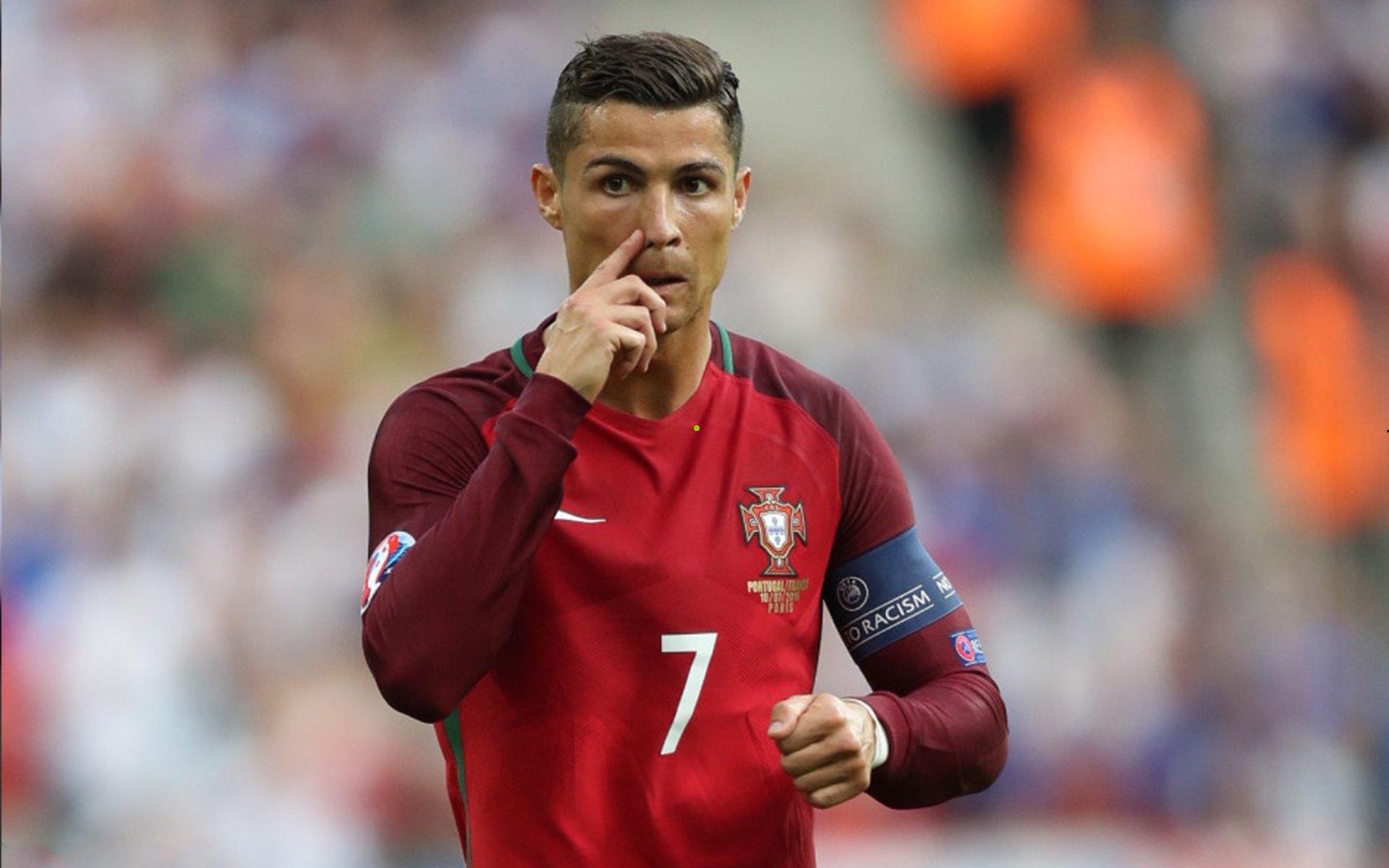 葡萄牙体育主帅阿莫林开放态度，愿为曼联革新战术，摒弃单一进攻体系